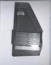 Photoquiz (Shirmer's Music Shop-Recorder, auto-harp)