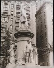 The Statue of Verdi.