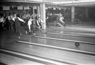 Bowling--Bowlmor Recreation Arena