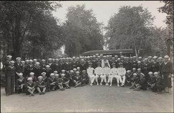Medical Corp. Section Base #6, U.S. Naval Reserve Force at Bensonhurst, L.I., Group.