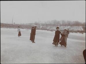 Skating, McCombs Dam, Jerome Ave.