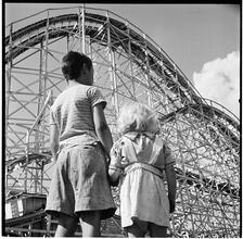Palisades Amusement Park [Children looking at a roller coaster.]