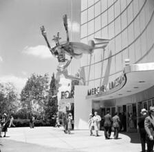 [Ford "Mercury" statue in front of Ford building, New York World's Fair.]