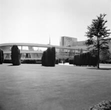 [Ford building at the New York World's Fair.]