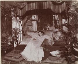 [Elsie de Wolfe, 1896.]