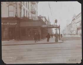 Hotel Metropole.