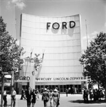 [Ford building, New York World's Fair.]