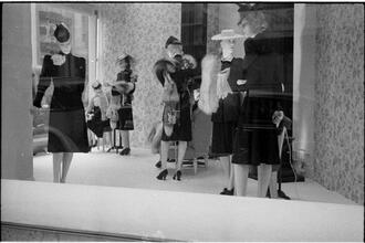 [Window display on 5th Avenue.]