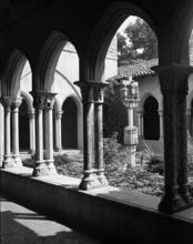 [Courtyard at the Cloisters.]
