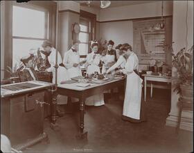 Schools, Mrs. Huntingdon's Cooking School.