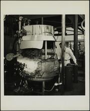 [New York World's Fair. Ford Building. Interior, Lectromelt furnace.]
