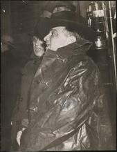 [Mayor La Guardia watching a fire at Hudson and Hubert Streets.]