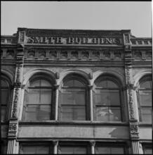 [Bedford Avenue façade of the Smith Building, 123 South 8th Street.]
