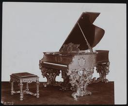 Pianos, Aeolian, Weber, Steck.