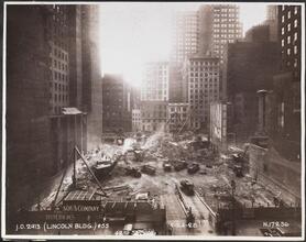 42nd St. Side [Lincoln Building construction.]