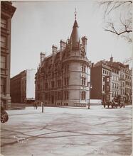 Street Scenes - 1900, Fifth Ave. S.E. Cor. 62nd St.