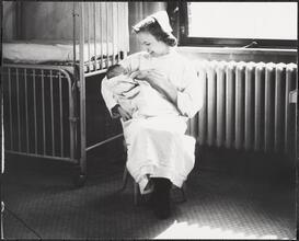 Roosevelt Hospital, Bottle Feeding Time.