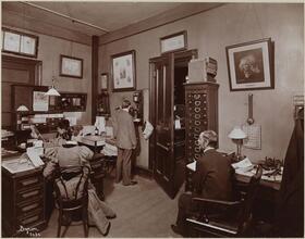Offices October, 1898 "N.Y. Dramatic Mirror" Bdwy + 40th St. 1432 B'way.