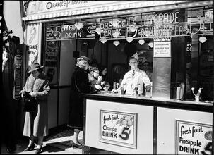 Refreshment Stand: Fresh Fruit Orange Drink.