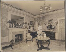 [Residence. Interior, bedroom or parlor.]