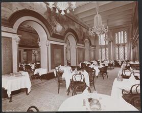 Cafe, Park Avenue Hotel.
