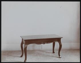 Pianos & Benches.