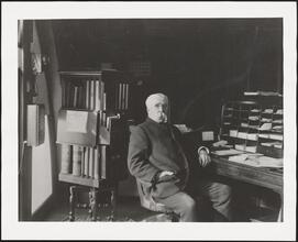 [Louis Palma di Cesnola in the director's office at the Metropolitan Museum.]