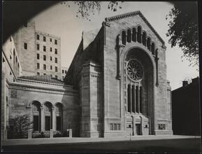 East 65th Street and Fifth Avenue. Temple Emanu-el