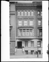 19 East 80th Street. Harry Pelham Robbins residence.