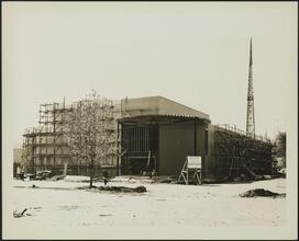 New York Worlds Fair. Beech-Nut Building. Construction view