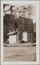 [Cottage at entrance to Hood Wright Place.]