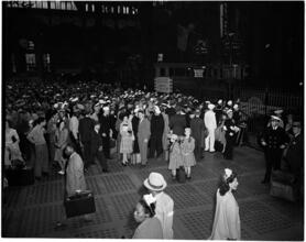 Penn Station [Soldiers returning home from World War II.]