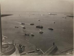 View Harbor 1913 from Whitehall Bldg.