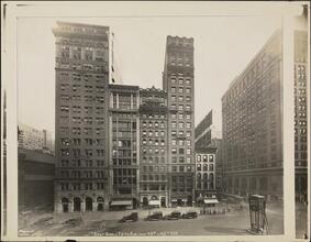 East Side of Fifth Ave. from 43 to 42 Sts.