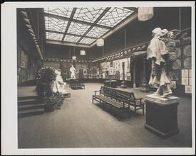 [Art gallery. Interior.]