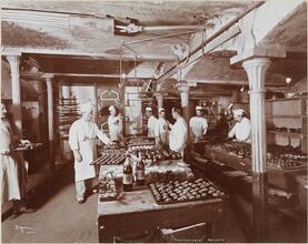 Maillard, Hy. Chocolate 1902. 116-118 West 25th Street (Byron).