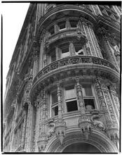 Facade: Alwyn Court [Variant]