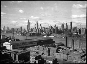[Midtown Manhattan skyline from Queens.]