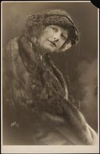 [Ada Mae Weeks as Eloise Drexel in "The O'Brien Girl".]