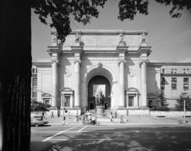 [Theodore Roosevelt Memorial Hall, American Museum of Natural History.]