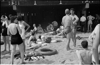 [People at Coney Island beach.]