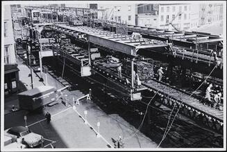 [Third Avenue El at 9th Street.]