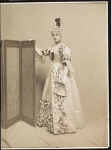 Portrait, Mrs. Alexandre, Hyde Ball.