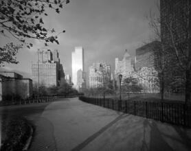 [Battery Park and the Lower Manhattan skyline.]