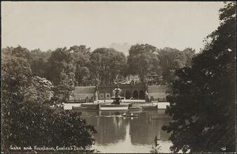 Lake and Fountain, Central Park, New York.
