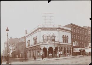 Theatre, Herald Square, B'way & 35th St. N.W. Corner.
