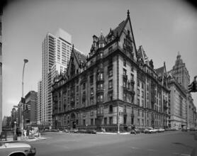 [Dakota Apartments, 1 West 72nd Street.]