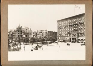 Vanderbilt Mansion and Plaza
