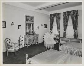 Mrs. Harry Frank, 941 Park Avenue