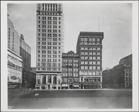 East Side of Fifth Ave. from 42 to 41 Sts.